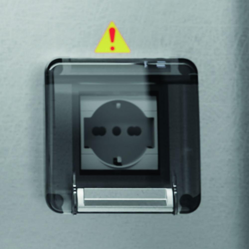 Faster Additional Socket (UK Standard) – Laboratory Power Interface