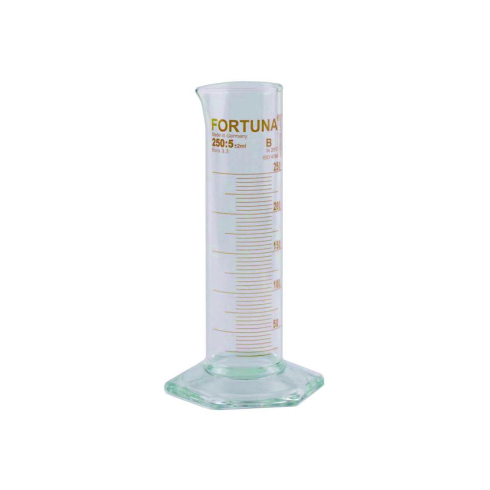 Poulten & Graf Measuring Cylinder 1000:20 ml Small Form Class B Borosilicate Glass with Hexagonal Base (Amber Graduated)