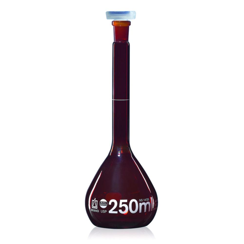 BRAND Volumetric Flask USP BLAUBRAND Class A DE-M 100ml NS 14/23 Boro 3.3 with PP Stopper – USP Individual Certificate

