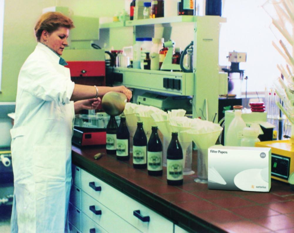 Sartorius Pleated Filter 292, 240 mm Qualitative, Moderately Fast Filtering PU=100