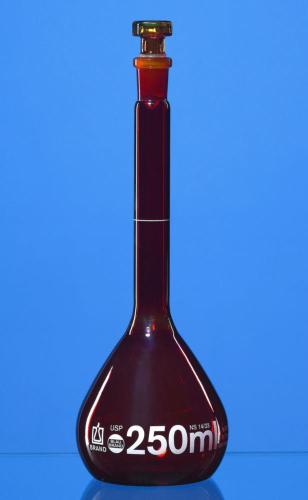 BRAND Measuring Flask BB CLA 250 mL NS 14/23 Glass Stopper Borosilicate 3.3

